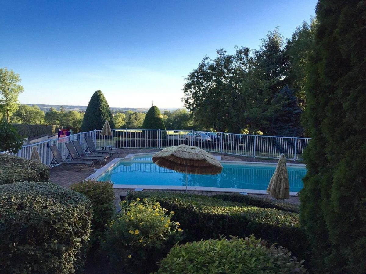 Bastide Du Cantal Salers Exterior photo